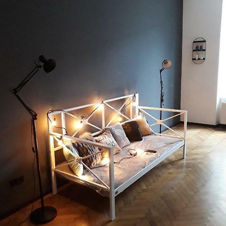 Apartmán Modestm#Ilike# Lvov Exteriér fotografie